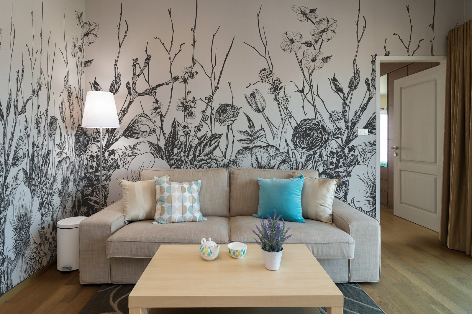 Monochrome Bloom Wallmural